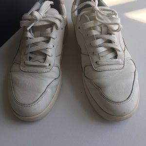 Everlane Court Sneaker Off-white/Fog, sz 7.5